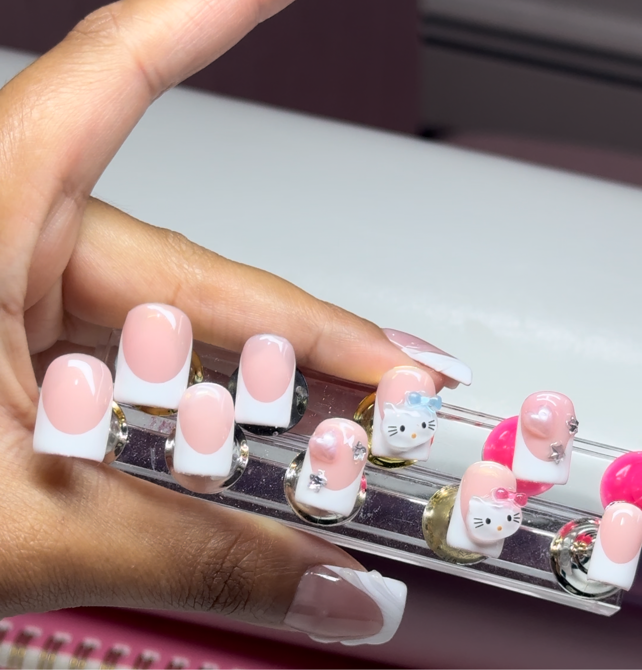 Hello Kitty Charm French Pressies