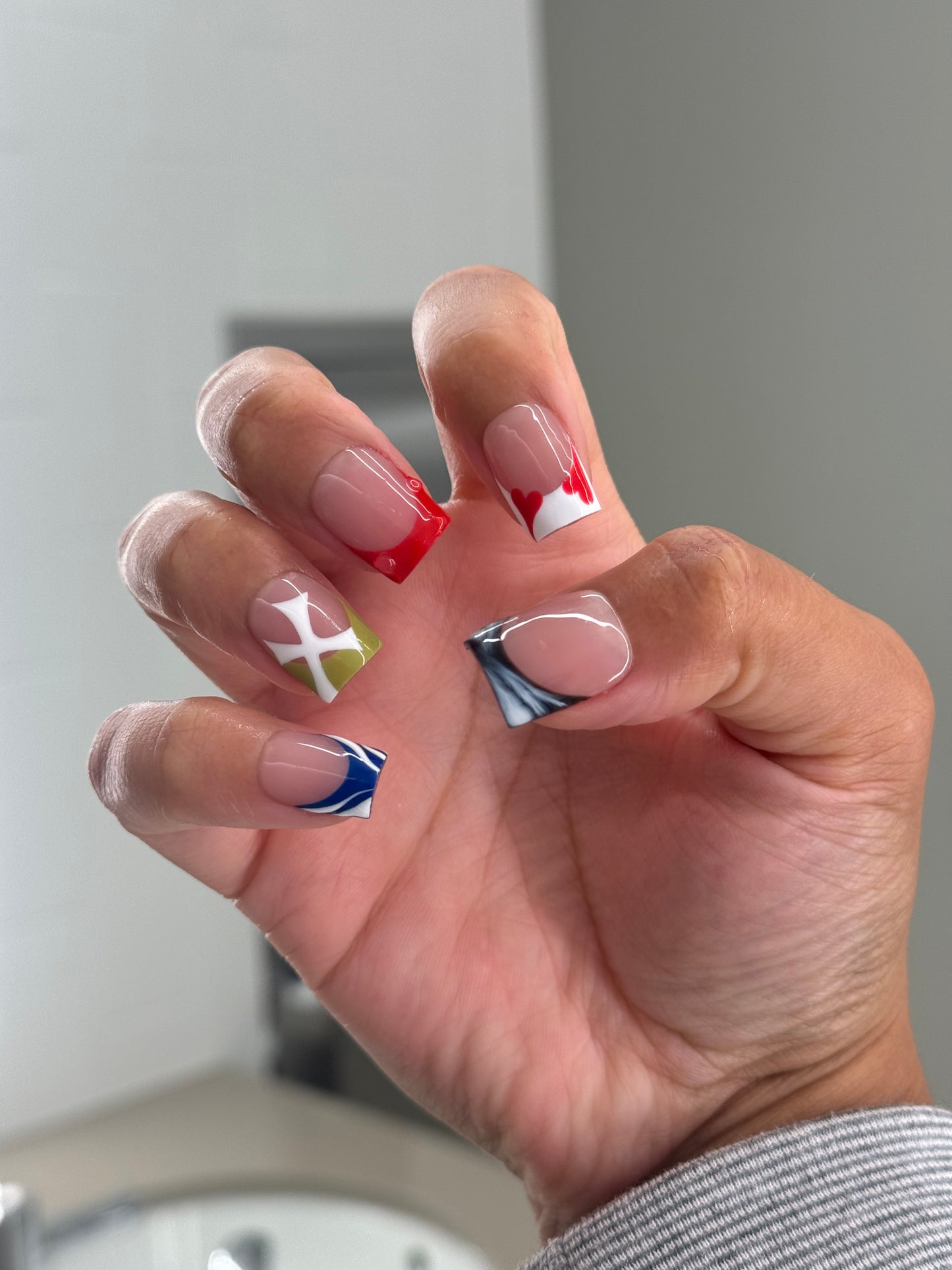 Mix Match French Tip Pressies